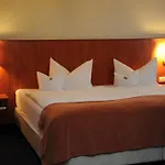 Rheinischer Hof Hotel 4*