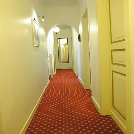 Hotel Rheinischer Hof