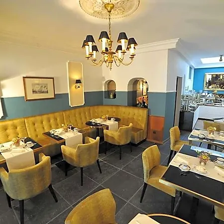 Hotel Rheinischer Hof