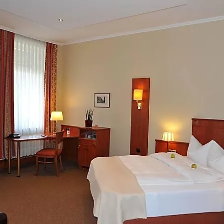 Rheinischer Hof 4*
